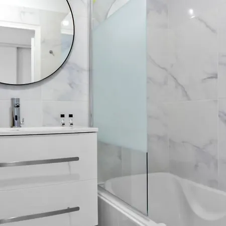 Apartamento Le - Quiet - Parking - Hypercenter - Ac Cannes
