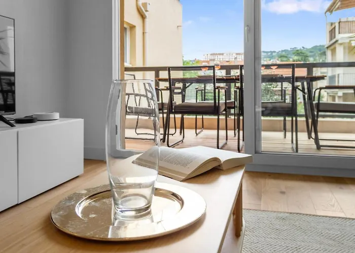 Le - Quiet - Parking - Hypercenter - Ac Apartman